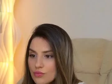 _esmeraldiyaa_ Image 2