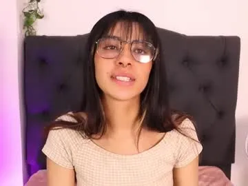 alyssa_joness Image 15