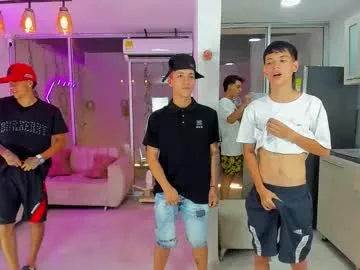 boysdeluxemilitary Image 14