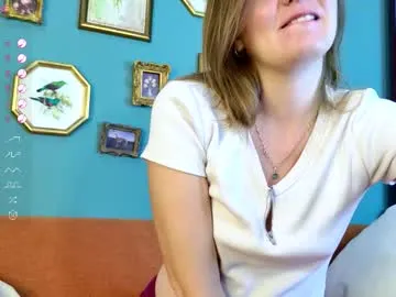 chloe_jeense Image 3