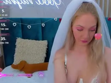 emilly_hart Image 11