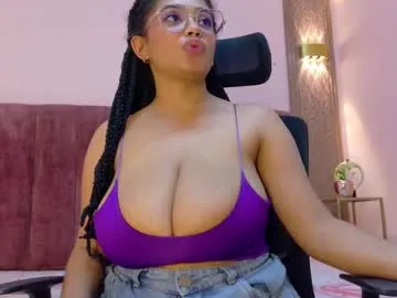 emy_leon Image 9