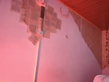 kisstarxxx Image 16