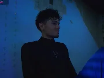 kisstarxxx Image 18