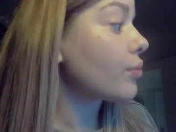 lana_rosy's Thumb Image