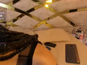 lilith_blaze_ Image 4