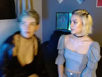 mackenziemoon's Thumb Image