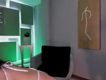 mialaurence_ Image 13