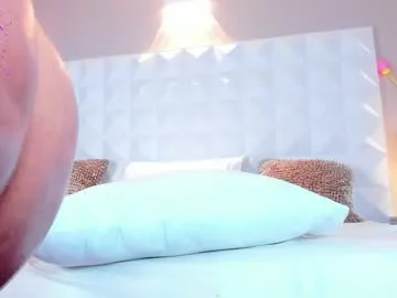 mya_evans's Thumb Image