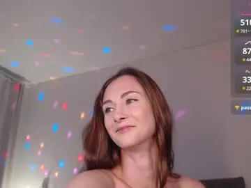 nikki_maks Image 11