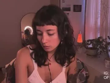nina_just Image 3