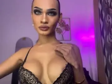 queenvalentinats Image 19