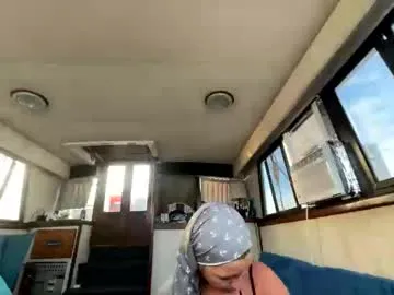 saltycaptain69_hatgirl69 Image 12