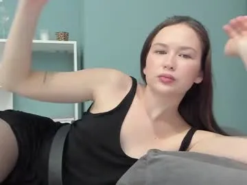 sasha_bell_'s Thumb Image