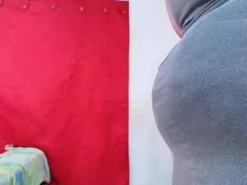 sexy_curvi Image 7