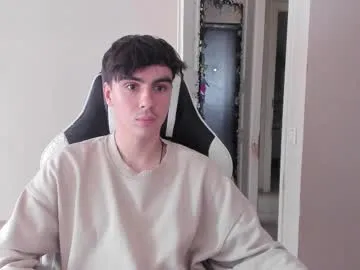 stralght_twinks Image 12