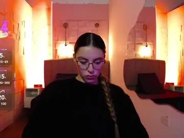 valentina_red18 Image 8