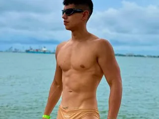 Alan_pitt's Thumb Image